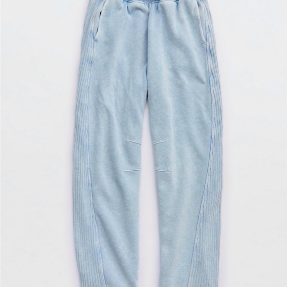 aerie Pants - XL Aerie barrel sweatpants Cropped, so soft!